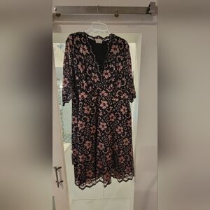 Kiyonna 2X Rose Gold and Black Dress